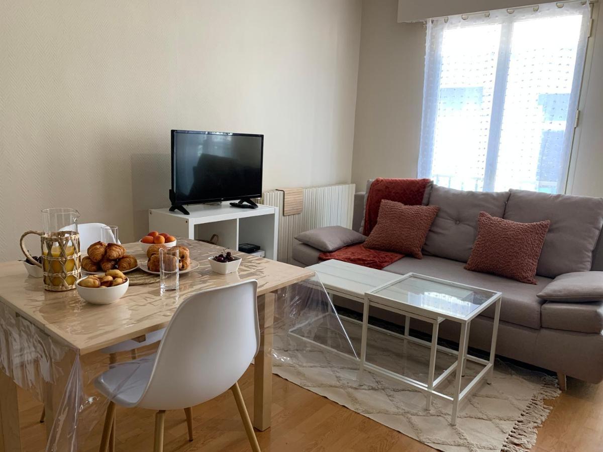 Joli Appartement En Plein Centre Libourne Exterior photo