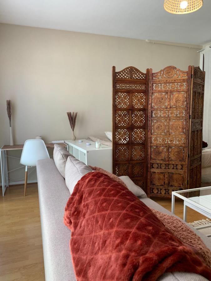 Joli Appartement En Plein Centre Libourne Exterior photo